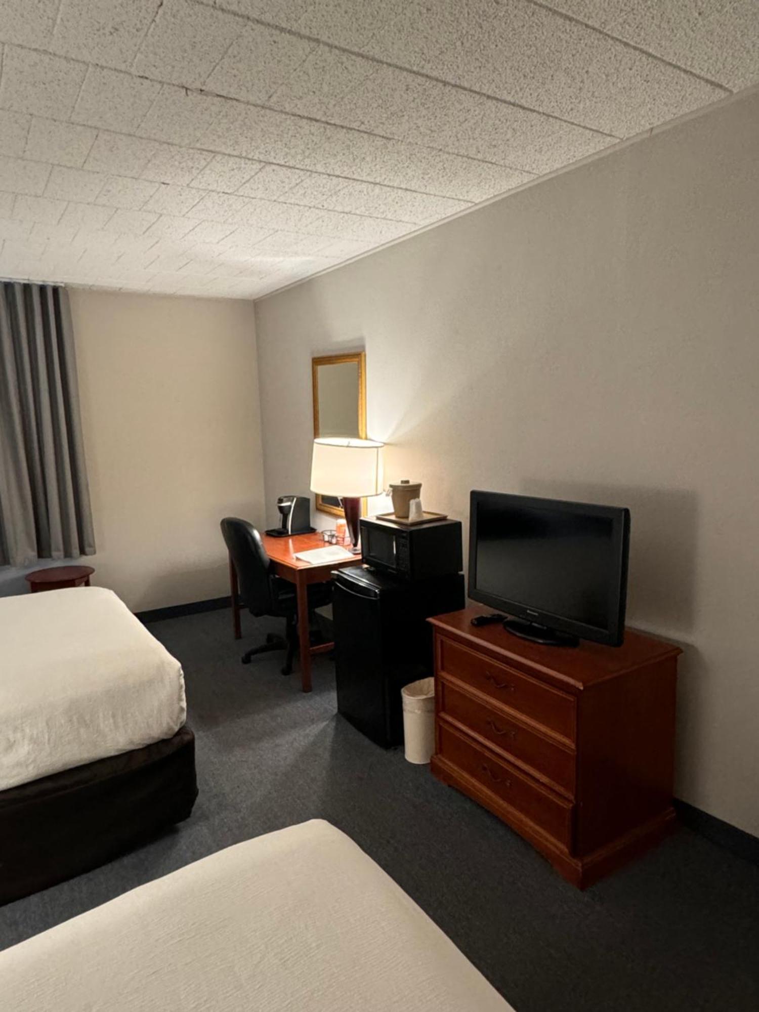 Clarion Inn Frederick Event Center Exteriér fotografie